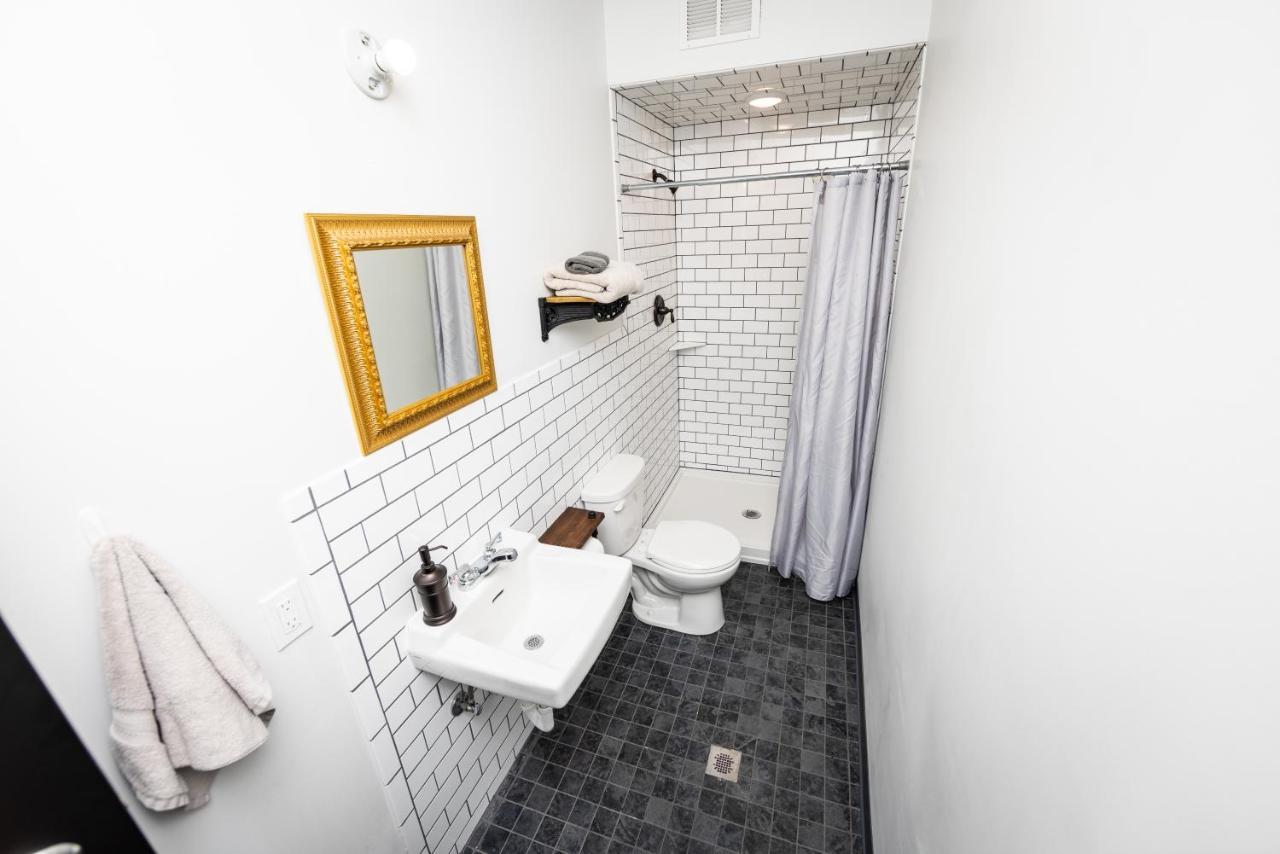 Traveler'S Rest Hotel Питтсбург Экстерьер фото